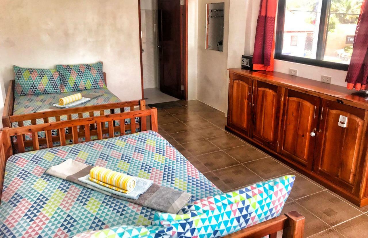 Moalboal Shaka Traveler'S Place (Adults Only) Hostel Luaran gambar