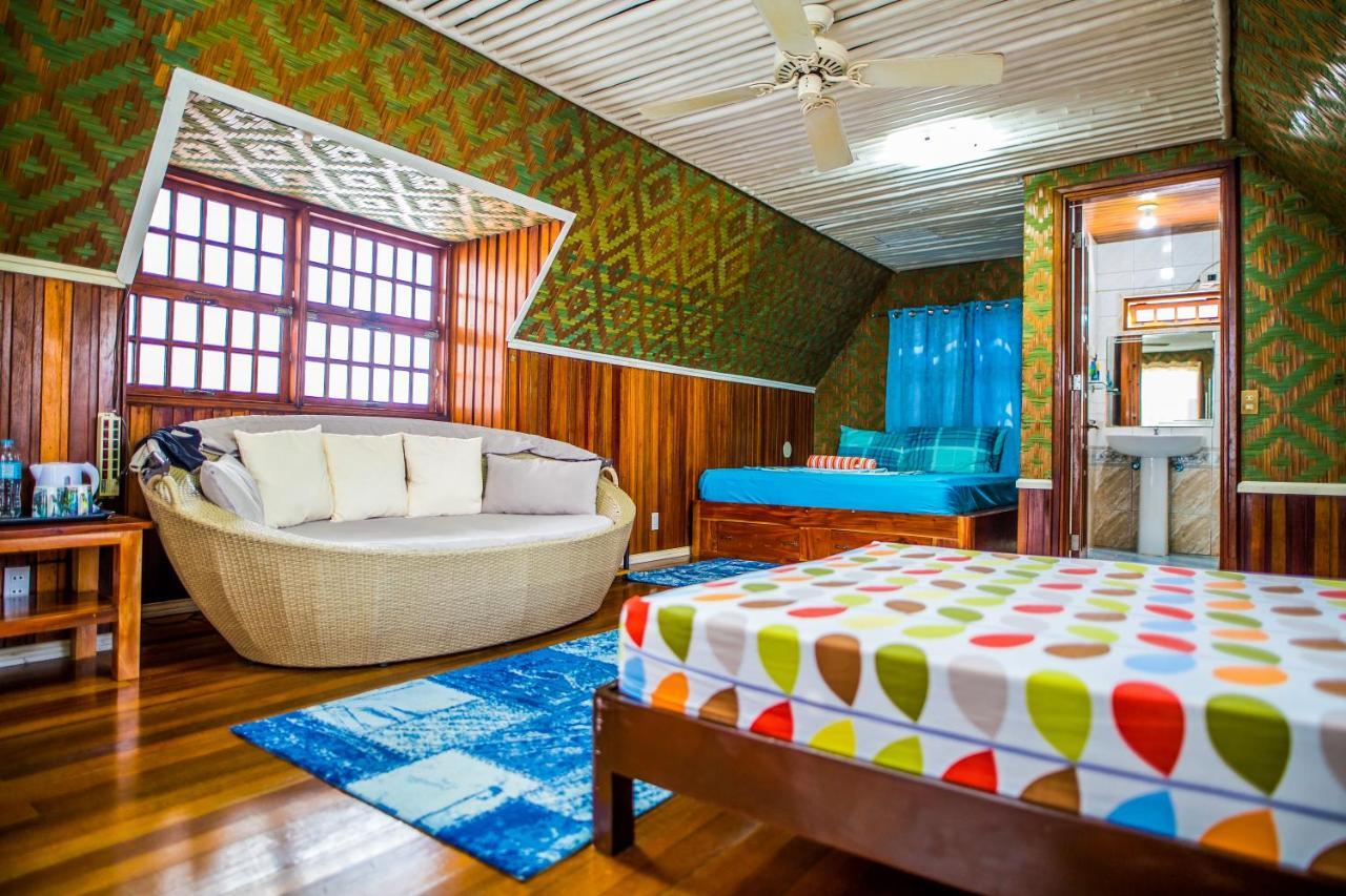 Moalboal Shaka Traveler'S Place (Adults Only) Hostel Bilik gambar